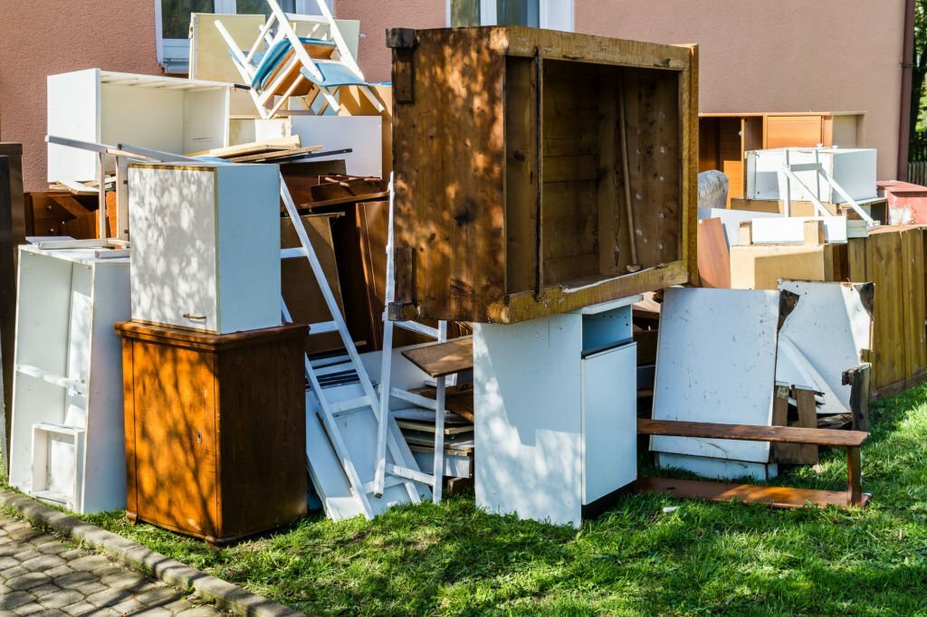 Bulky waste pickup in Hyderabad – furniture and electronics